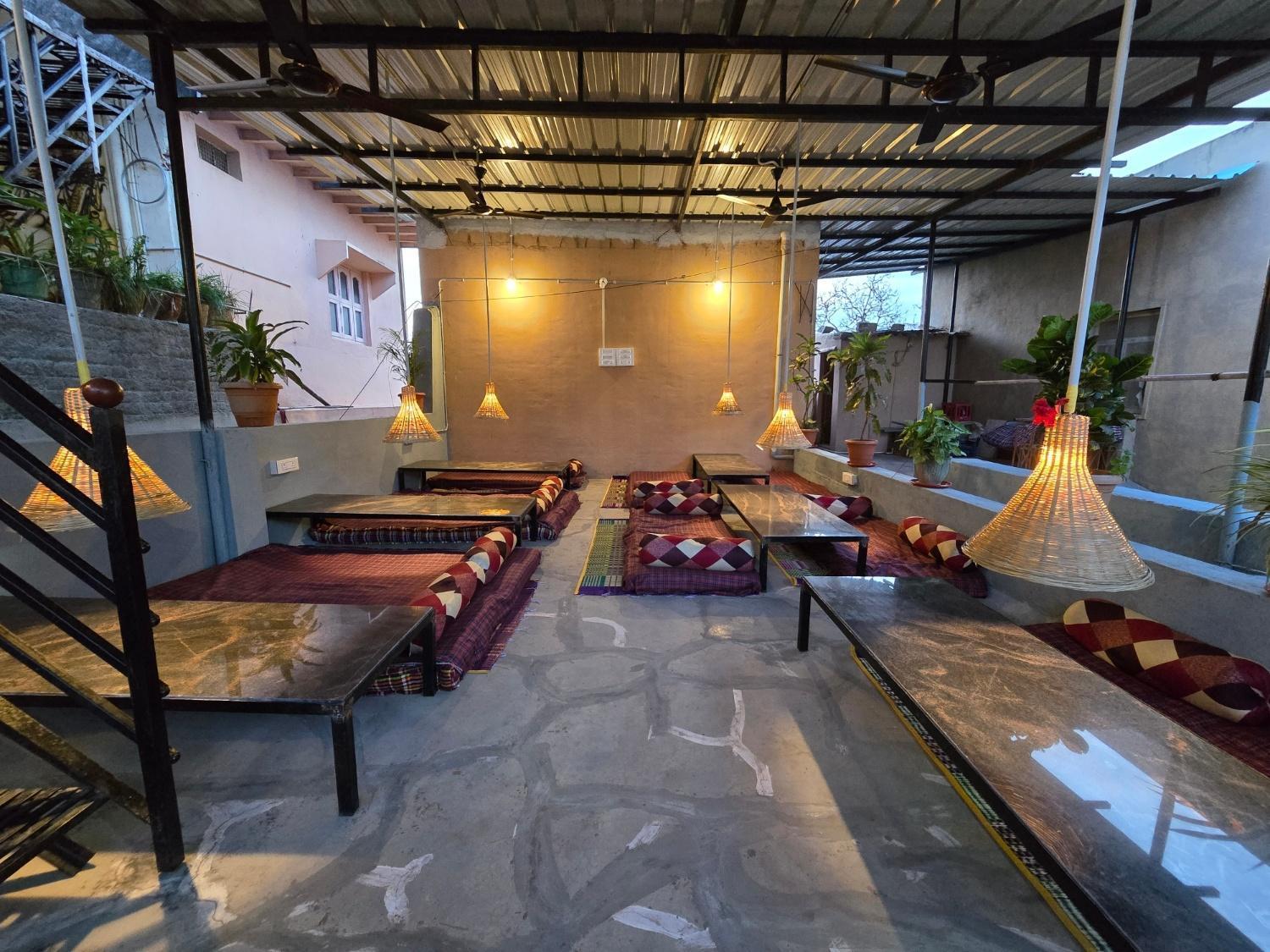 Lakshmi Heritage Tourist Home Хампи Экстерьер фото